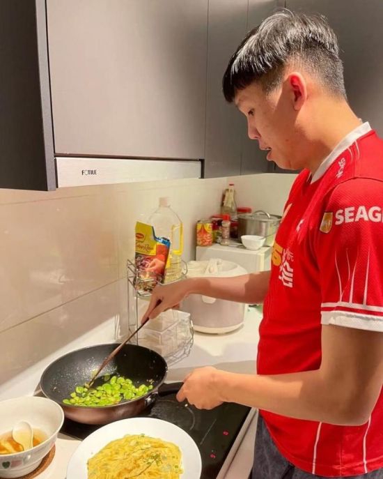 2025年EWC无畏契约赛段冠亚军揭晓与进化者精彩回顾